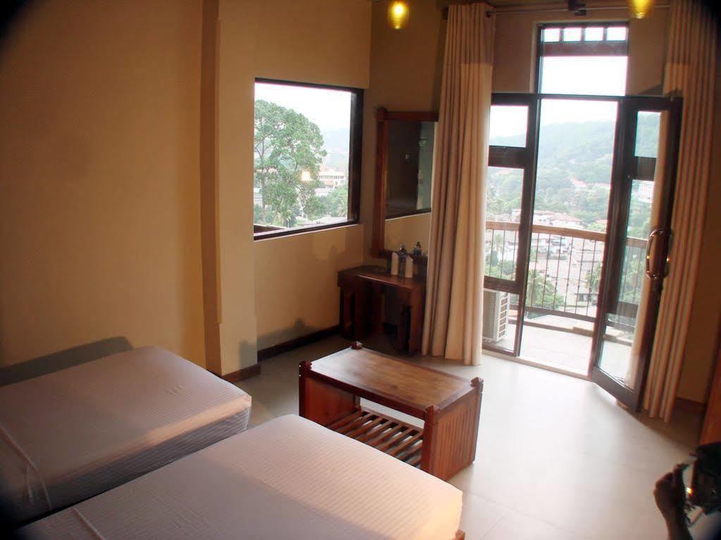 Piumara Residence Kandy Exterior foto